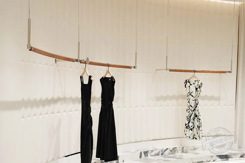 X.YING展廳 服裝展柜