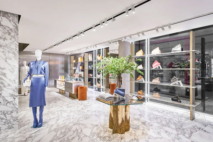 FENDI旗艦店 奢侈品展柜