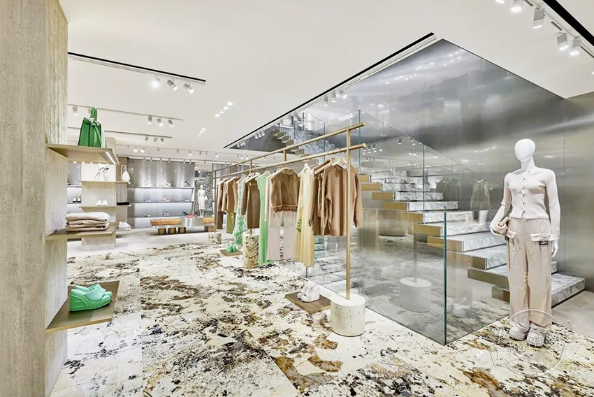 FENDI旗艦店 奢侈品展柜