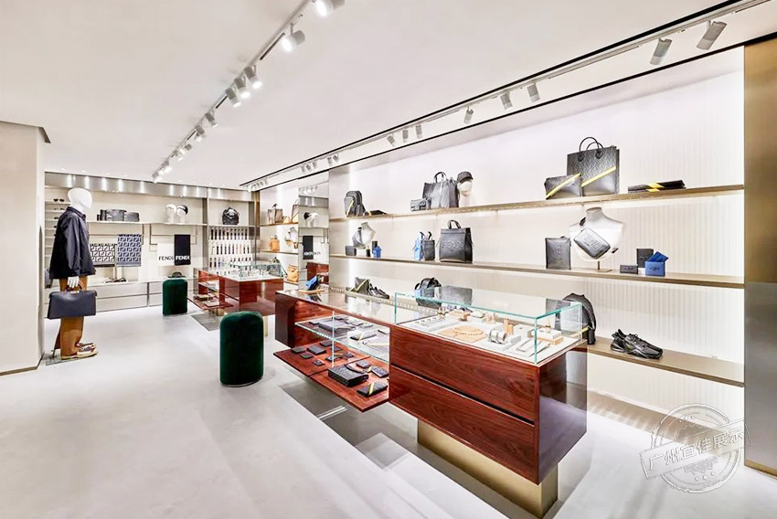 FENDI旗艦店 奢侈品展柜