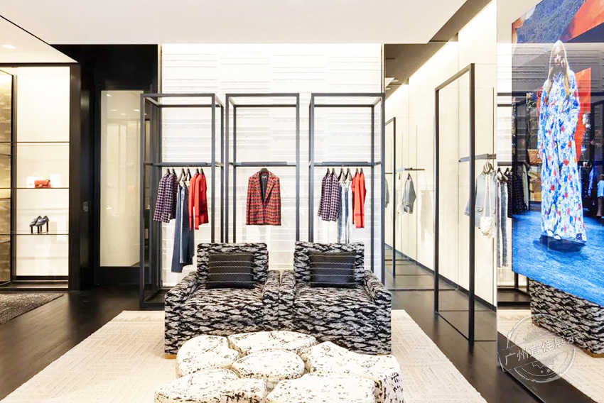 香奈兒CHANEL 服裝展柜