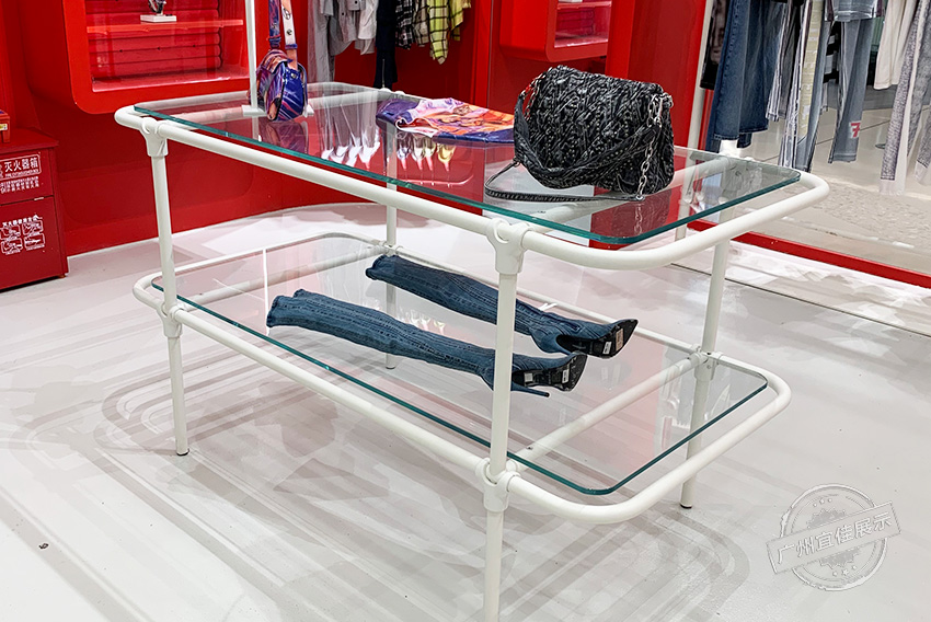 DIESEL丹寧 服裝展柜