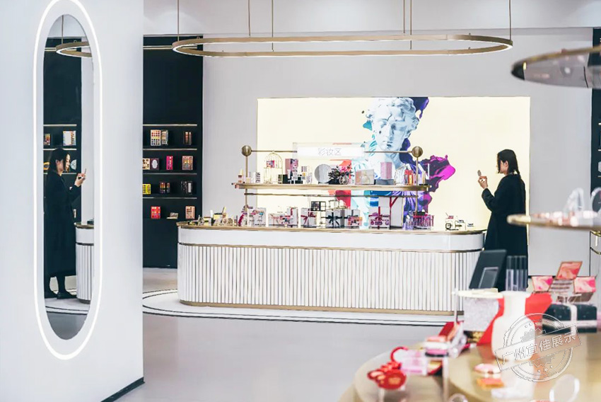 歐思蘭 化妝品展廳展柜