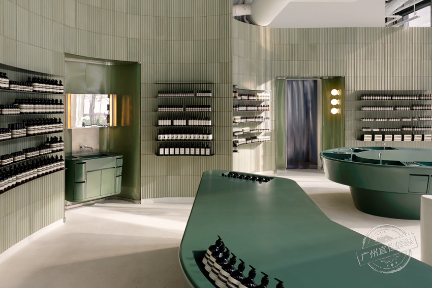 Aesop旗艦店 護(hù)膚品展柜