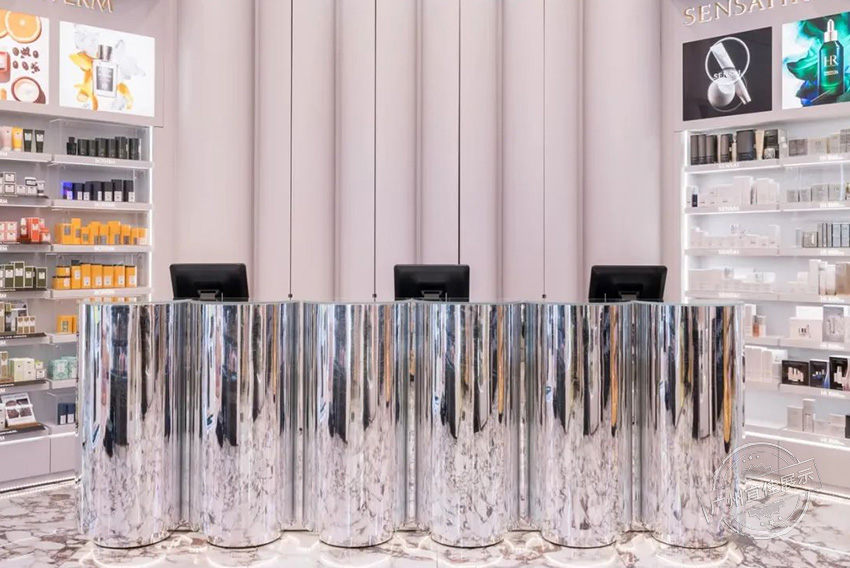 Planet Skin集合店 化妝品展柜