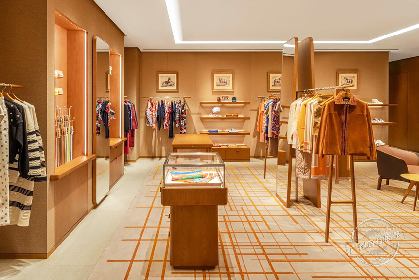 奢侈品服裝展柜定制