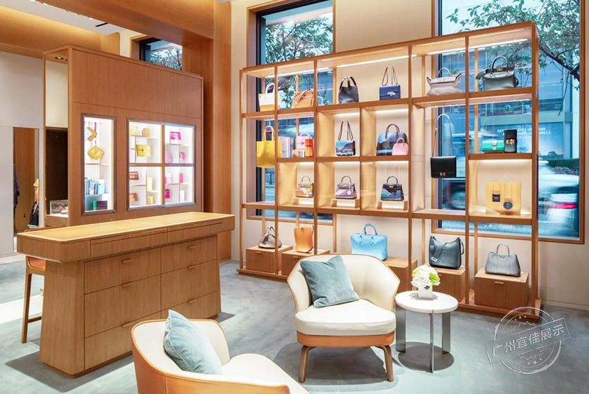 奢侈品服裝展柜定制
