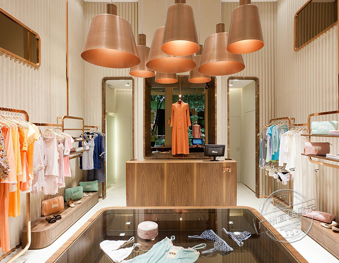 GALERIA 服裝展柜