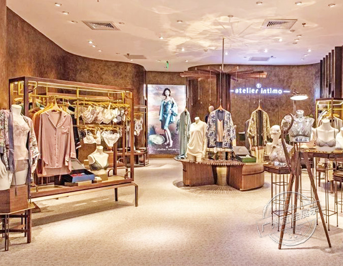 Atelier intimo精品店 服裝展柜