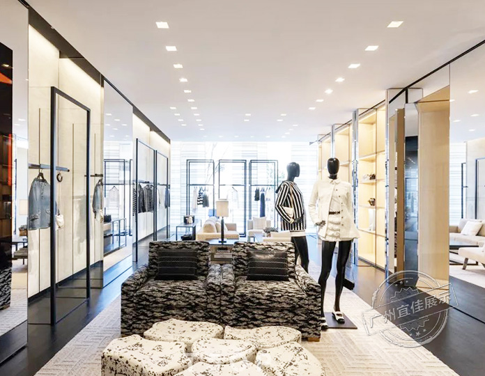 香奈兒CHANEL 服裝展柜